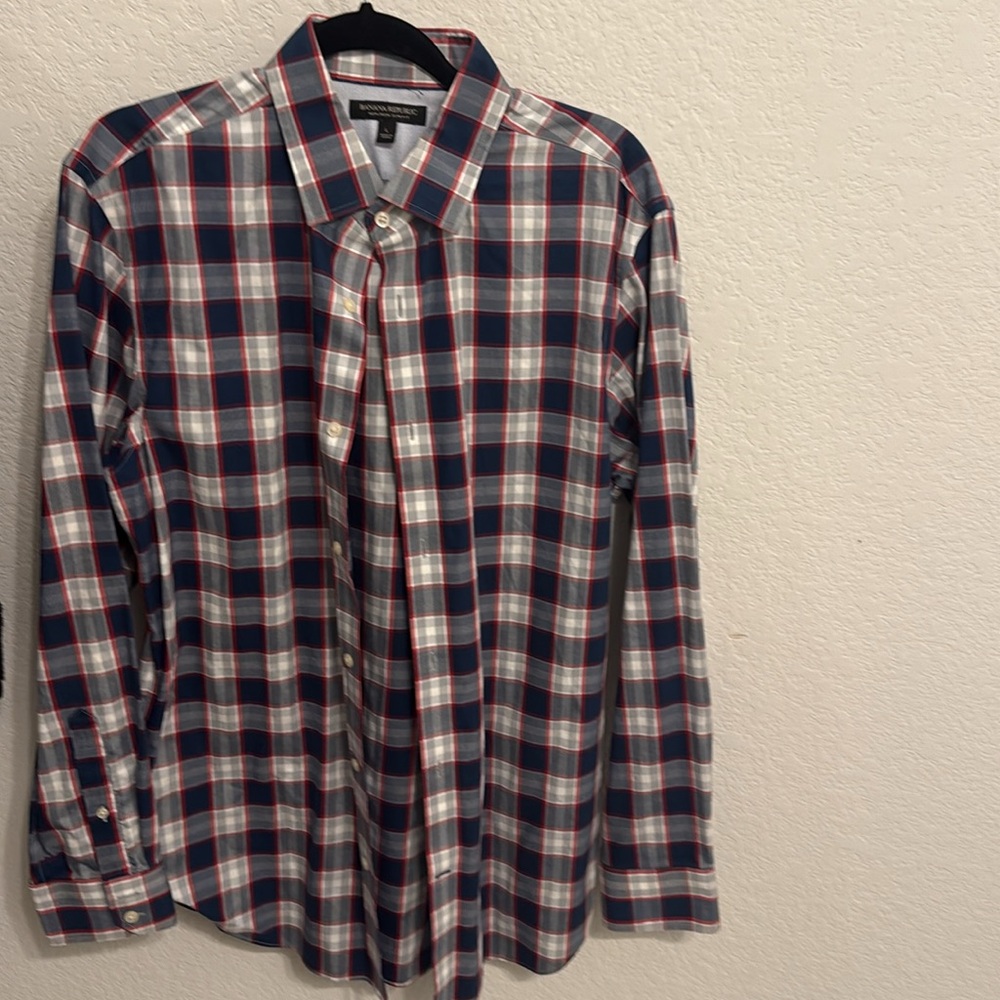 Banana Republic men’s non-iron slim fit shirt